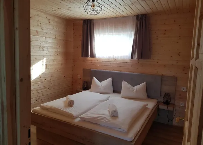 Napsugar Club Es Panzio Nocleg ze śniadaniem 3*